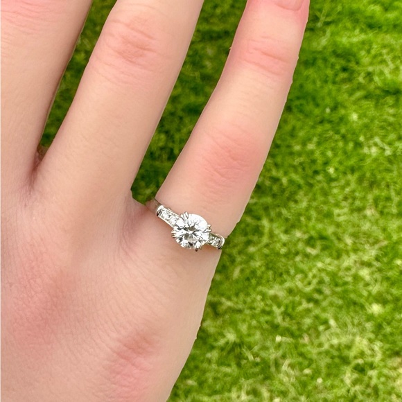 Genuine Harry Winston GIA Certified .77CT Diamond Tryst Platinum Engagement Ring - Picture 11 of 14